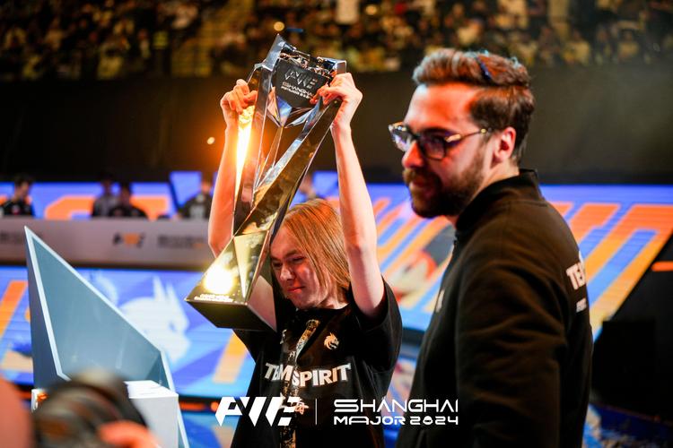 里程碑： Bilibili Gaming 实现了 LPL 8000杀成就